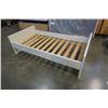 Image 2 : WHITE SINGLE SIZE BEDFRAME