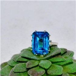 BREATHTAKING NATURAL 9.87 CT SWISS TOPAZ RING