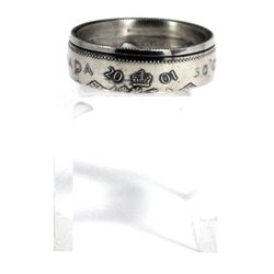 2001 Canada Silver 50-cent Coin Custom Jewellery Ring Size 10 - Made from a real 50-cent coin!