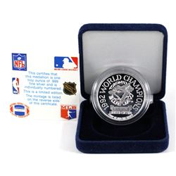 1992 1oz. 999 Fine Silver world Series Toronto Blue Jays World Champions Limited Edition Medal. (Tax