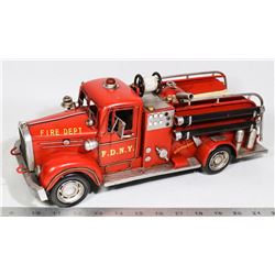 METAL FIRETRUCK F.D.N.Y
