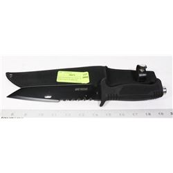 NEW DEFENDER TACTICAL TEAM BOWIE KNIFE IN SHEATH,