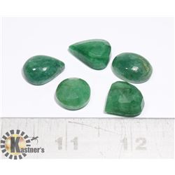 #174-GREEN EMERALD GEMSTONE 68.15ct