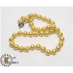 #139-SEA SHELL PEARL NECKLACE 10mm/ 17"