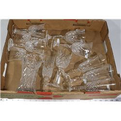 ESTATE FLAT OF CRYSTAL GLASSES