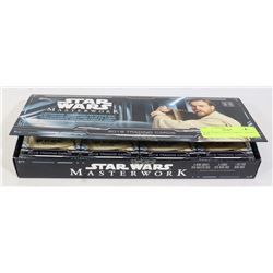 STAR WARS COLLECTIBLE CARDS IN BOX