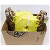 Image 1 : BOX WITH 2 NEW HEAVY DUTY TIE-DOWN