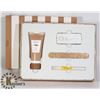 Image 1 : NEW 4PC ERA HAND AND NAIL CARE GIFT SET