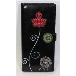 NEW SHAG WEAR WOMENS WALLET