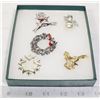 Image 1 : 5 VINTAGE CHRISTMAS BROOCHES