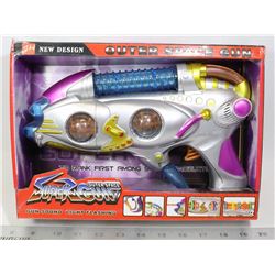 KIDS OUTER SPACE SUPER GUN TOY