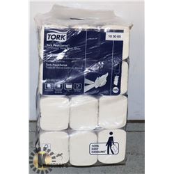CASE OF TORK PEAK SERVE CONTINUOUS HAND TOWEL