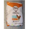 Image 1 : BAG OF NUTRO CAT FOOD