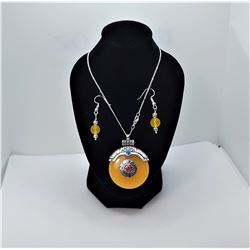 8)  YELLOW BEESWAX TURQUOISE WITH