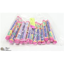 BAG WITH 18 PACKS OF MENTOS FRUIT