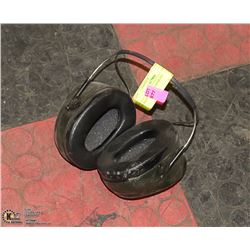 INDUSTRIAL EAR MUFFS