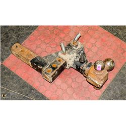 HEAVY DUTY ADJUSTABLE HITCH