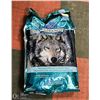 Image 1 : BLUE WILDERNESS DOG FOOD, GRAIN FREE SALMON,