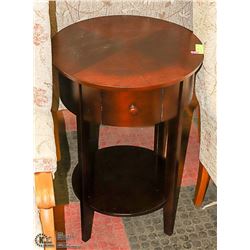 ROUND HALLWAY TABLE 20 DIAMETER 28" HIGH