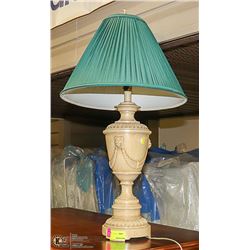 CARVED STYLE TABLE LAMP