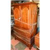 Image 1 : SOLID WOOD ARMOIRE 40 X 21 X 70