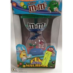 M & M'S SANTA'S LIL' ELF IN BOX