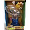 Image 1 : M & M'S BASKETBALL PLAYER IN BOX