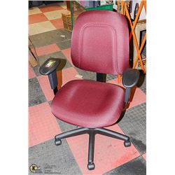 DARK RED AND BLACK HYDRAULIC LIFT OFFICE CHAIR