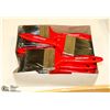 Image 1 : BOX OF 12 NEW 3INCH PAINT BRUSHES