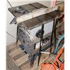 Image 1 : ROCKWELL DELTA TABLE SAW, 7-1/4", WORKING ORDER