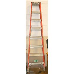 8' FIBERGLASS PLATFORM/STEP LADDER - LOUISVILLE