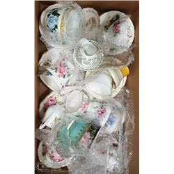 COLLECTION OF TEA CUPS AND SAUCERS,