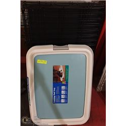 DOG KENNEL WITH TRAINING PAD