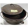 Image 1 : CAST IRON DUTCH OVEN WITH LID AND HANDLE