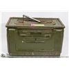 Image 1 : VINTAGE METAL MILITARY AMMUNITION CONTAINER