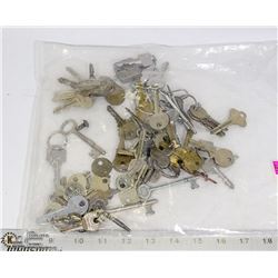 BAG OF OLD KEYS WITH SKELETON KEYS
