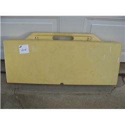 PORTABLE PICNIC TABLE