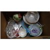 Image 4 : Box With Glassware And Random Dishes
