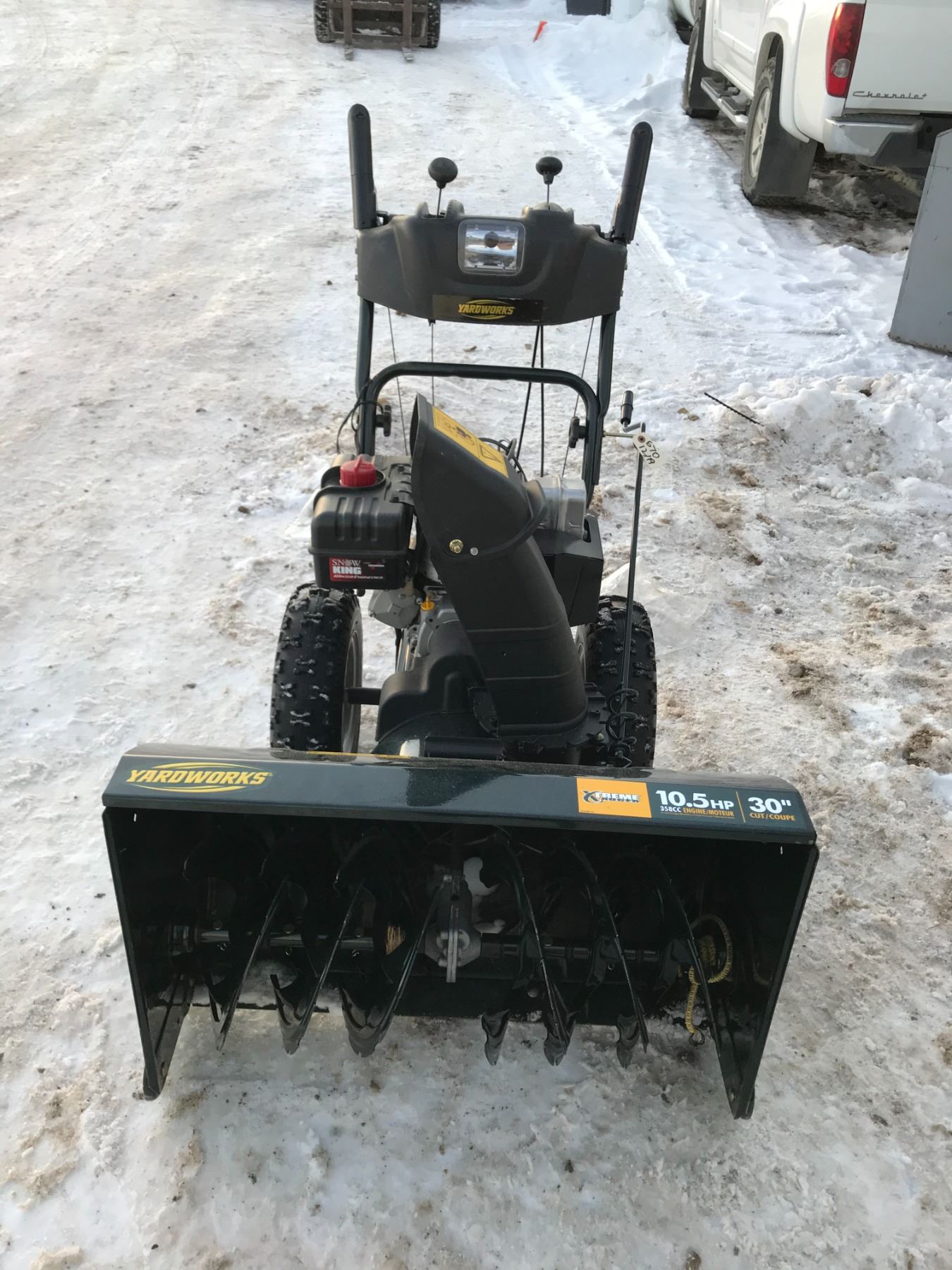 Yardworks 10.5hp 30inch Snowblower Yardworks 10.5hp 30inch Snowblower