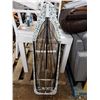 Image 3 : IRON & IRONING BOARD