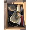 Image 1 : Lot of Assorted Kitcheware (some Tupperware & Corell)
