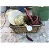Image 1 : Lot of Wicker Baskets & Lamp