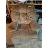 Image 4 : Loveseat & 72 inch Rocker Chair