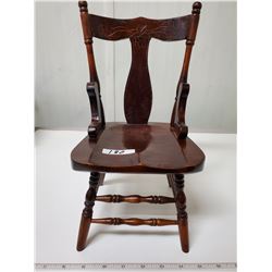 AMERICAN HEIRLOOM COLLECTION PRESSBACK CHAIR