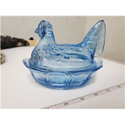 DEPRESSION GLASS HEN ON NEST