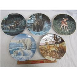 5 ANIMAL COLLECTORS PLATES WITH BOXES AND COA