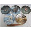 Image 1 : 5 ANIMAL COLLECTORS PLATES WITH BOXES AND COA