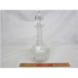 GLASS DECANTER NO DAMAGE