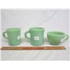 Image 2 : LOT OF 3 JADITE FIRE KING MUGS HEAVY 2 TALL 1 SHORT