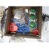 Image 3 : COSTUME JEWELRY LOT - FULL CIGAR BOX